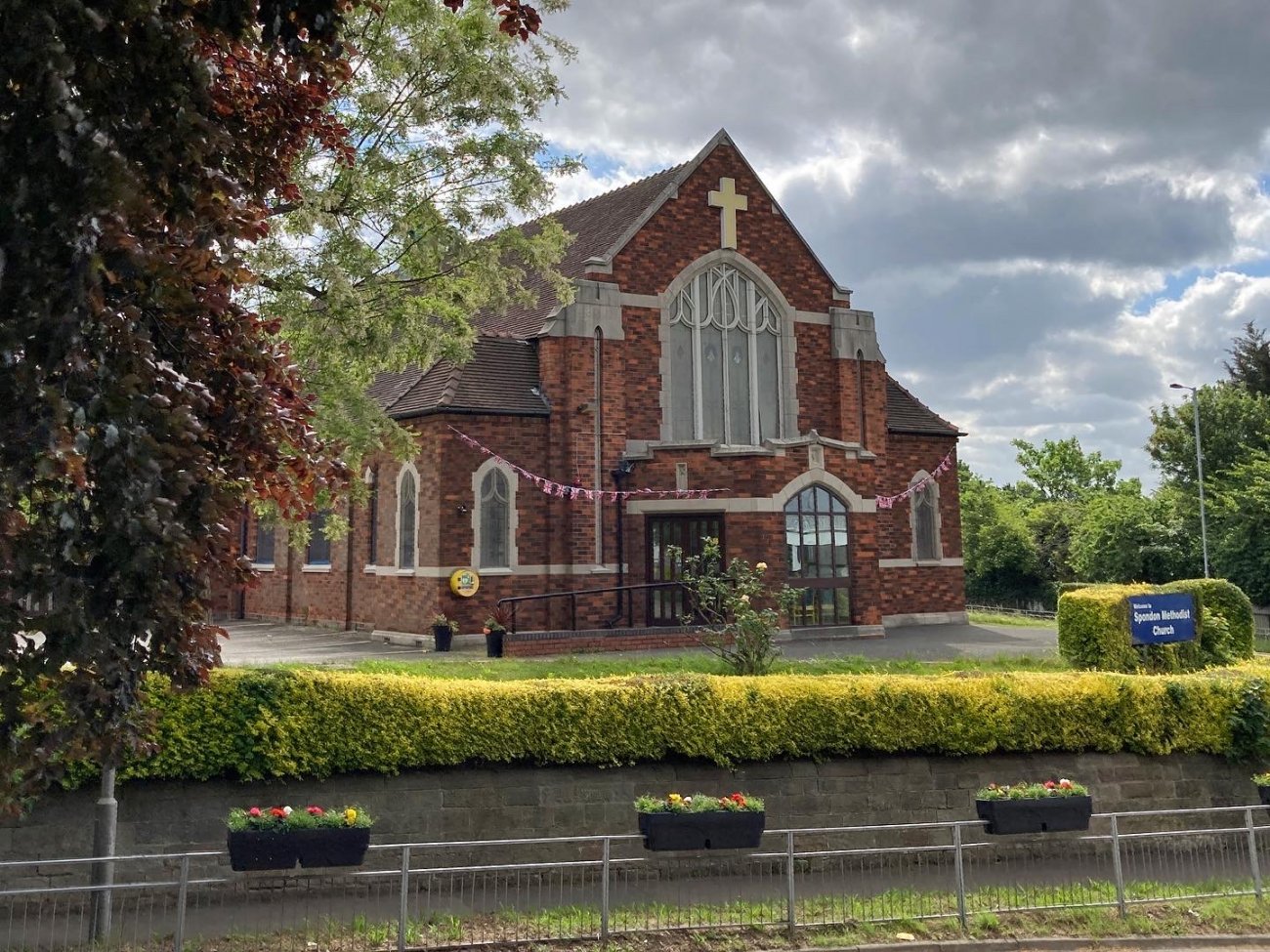 Photograph of Spondon Methodist Church decorated for the Queen's Platinum Jubilee